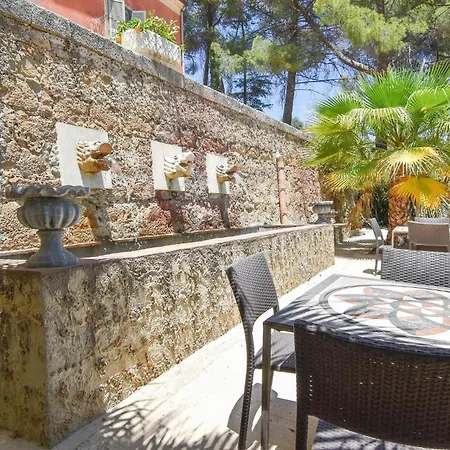 Gorgeous In Aidone Holiday home